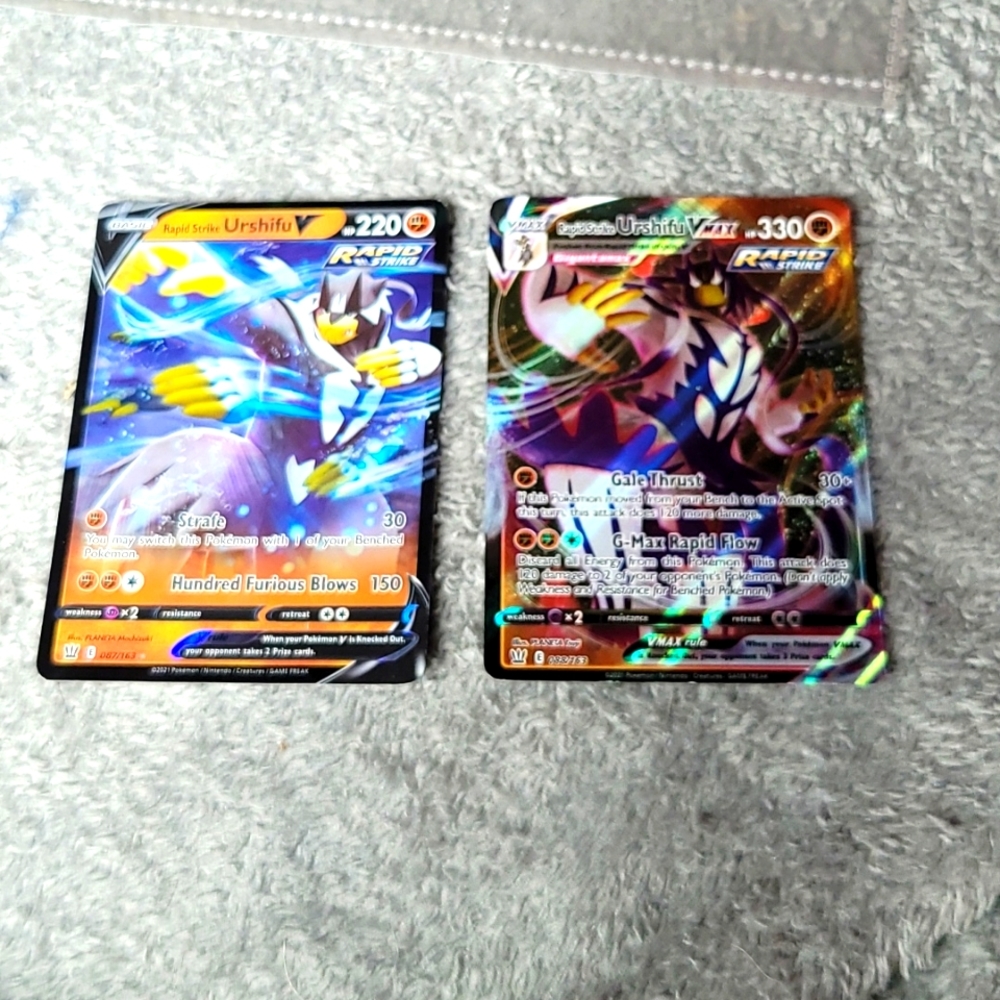 Rapid strike Urshifu v and vmax